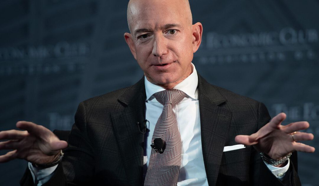 Amazon-baas Jeff Bezos gaat roer overgeven