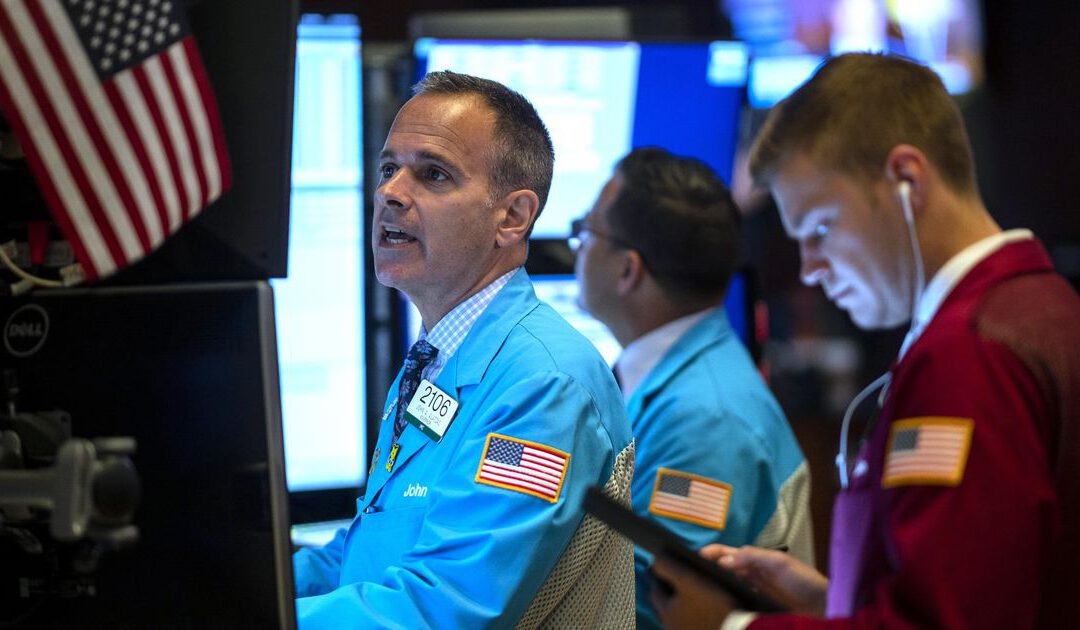 Wall Street kabbelt week uit; Deere boert zeer goed