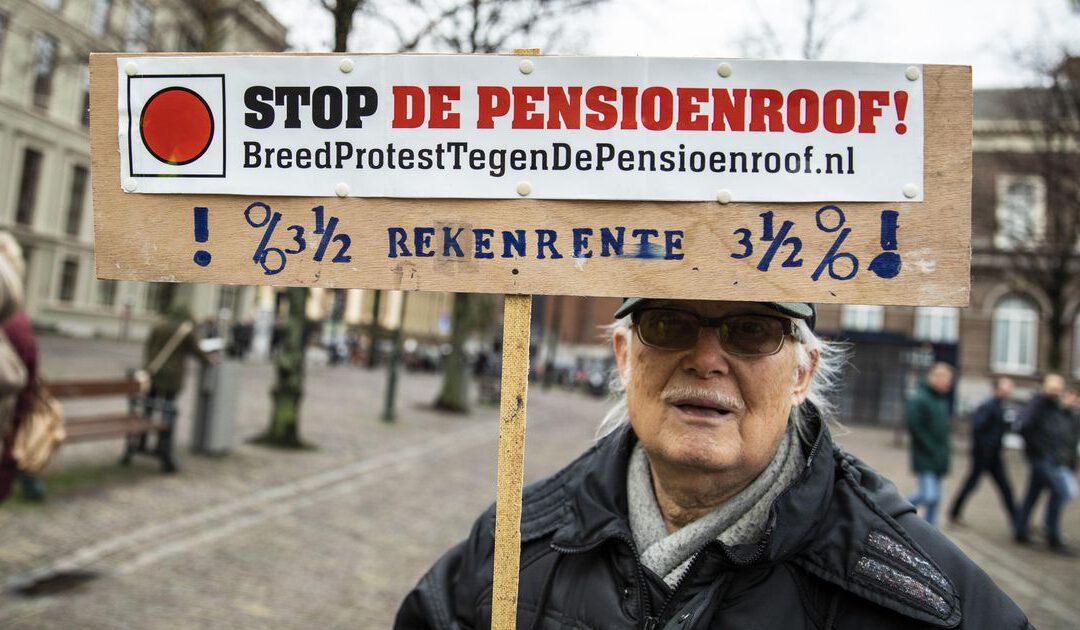 Pensioenfonds leraren en agenten betaalt €1,5 miljard aan bonussen