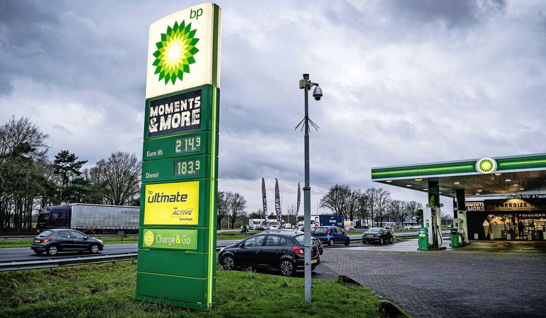 Nederlandse benzineprijs dit weekend naar nieuw record